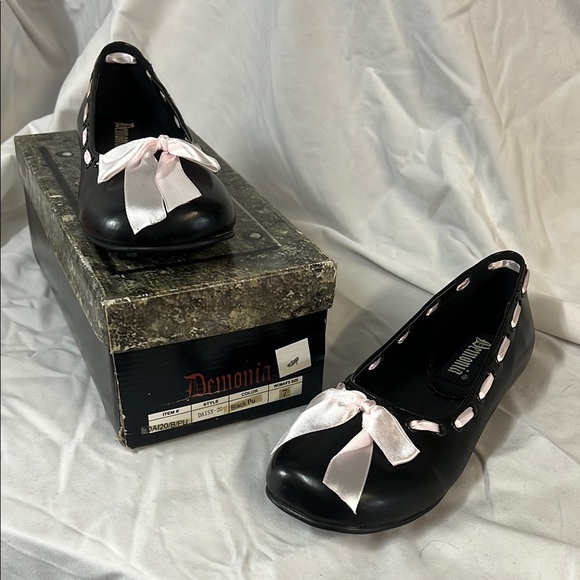 Brand New Demonia Daisy 20 Women's Black Ballet Flats with Pink Ribbon - Picture 1 of 4